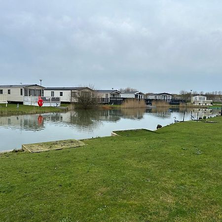 Waterside Ingoldmells S7 Santanavan 4酒店 外观 照片