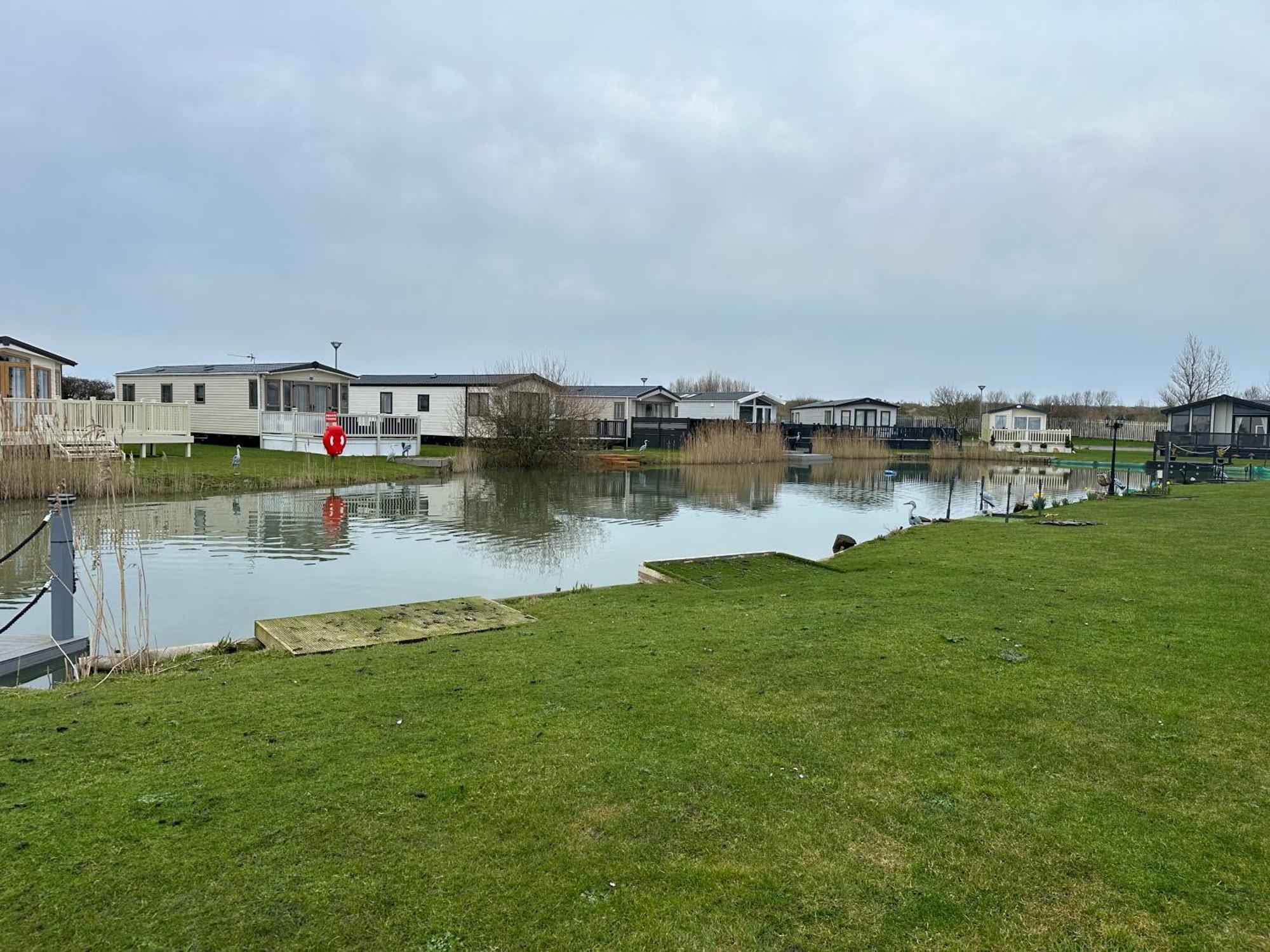 Waterside Ingoldmells S7 Santanavan 4酒店 外观 照片